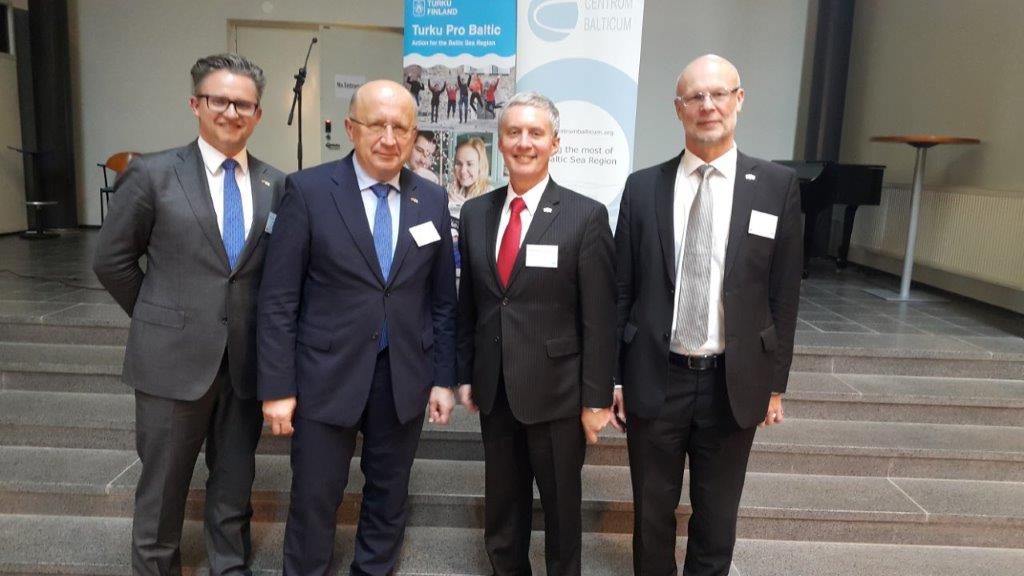 Ruslanas Iržikevičius, Andrius Kubilius, Valdemaras Sarapinas ir prof. dr. Arūnas Augustinaitis